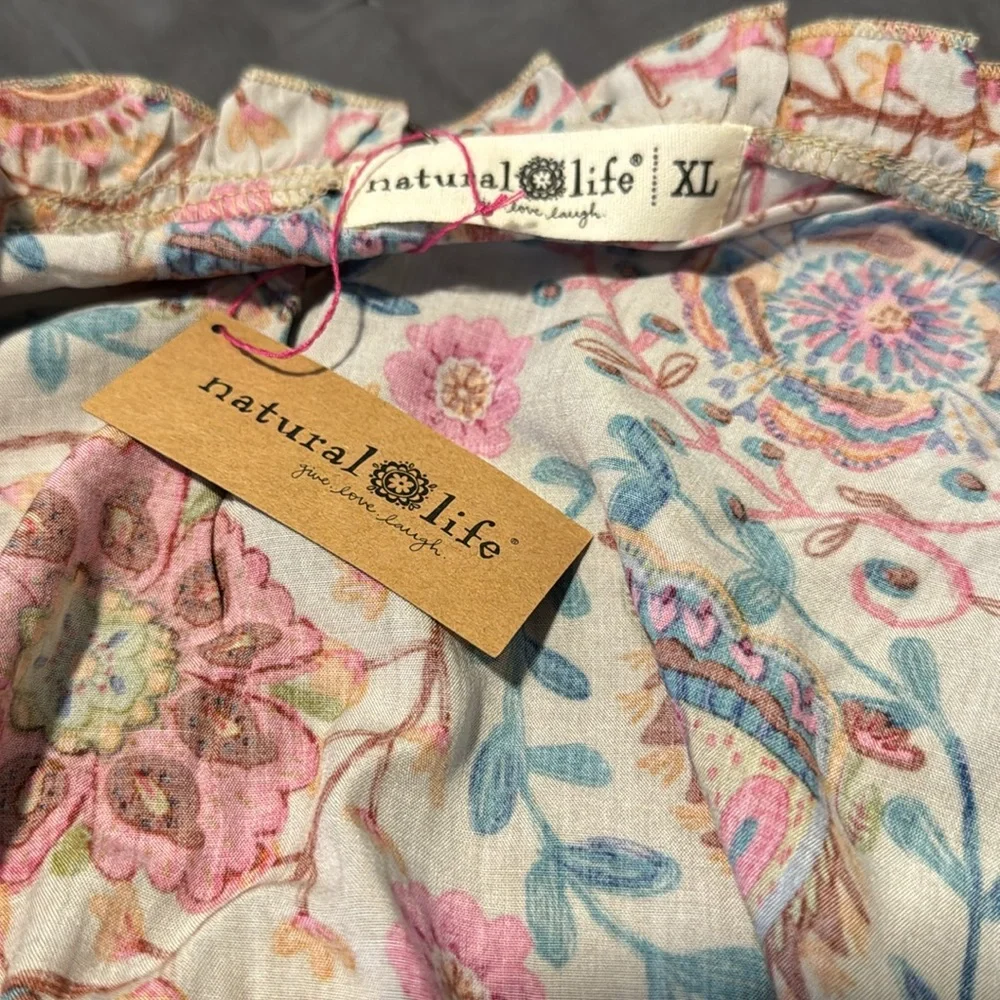 Floral Print Women's Top - Picture 4 of 6